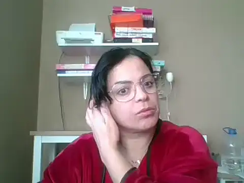 ITALIANASISIXX online show from 11-27-25, 08:04