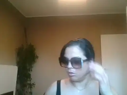 ITALIANASISIXX online show from 06-06-26, 05:18