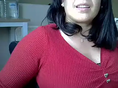 ITALIANASISIXX online show from 05-19-26, 01:29