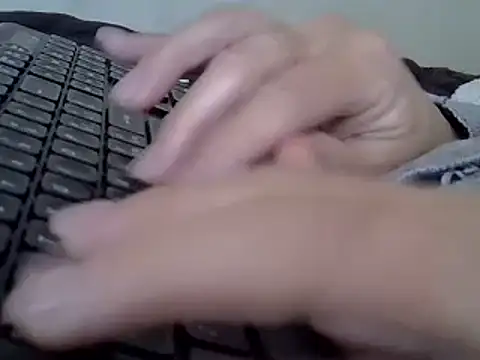 ITALIANASISIXX online show from 11-17-25, 11:58