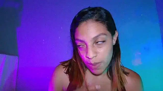 Snapshot of m_rosee chatting on 06-02-26, 03:23 m rosee online show from 06-02-26, 03:23
