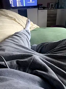 Snapshot of andrey1887 chatting on 10-28-25, 12:59 andrey1887 online show from 10-28-25, 12:59