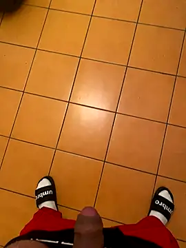 Snapshot of andrey1887 chatting on 09-23-25, 09:22 andrey1887 online show from 09-23-25, 09:22