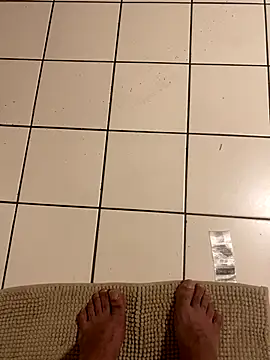 Snapshot of andrey1887 chatting on 10-05-25, 01:40 andrey1887 online show from 10-05-25, 01:40