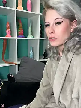 TheRealJessyLey online show from 02-10-26, 07:40