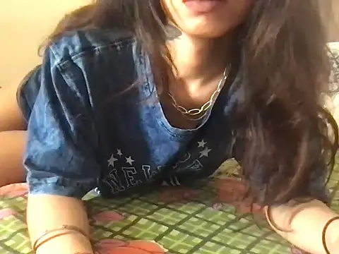 Snapshot of _Maya_zaidi_ chatting on 04-24-26, 07:10 Maya zaidi online show from 04-24-26, 07:10