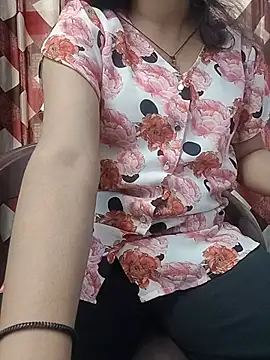 Snapshot of Ruhi_07 chatting on 07-08-26, 03:41 Ruhi 07 online show from 07-08-26, 03:41