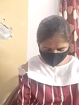 Snapshot of Ruhi_07 chatting on 05-11-26, 06:04 Ruhi 07 online show from 05-11-26, 06:04
