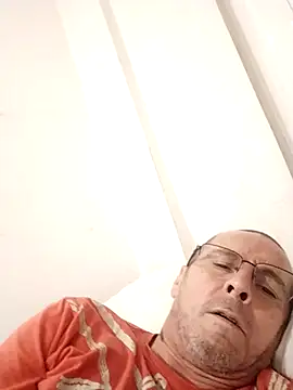 pakillobcn online show from 10-18-25, 07:27