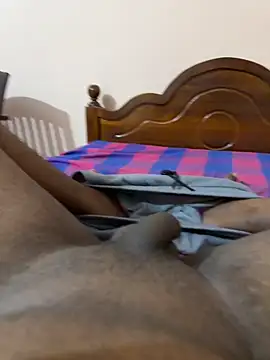 Snapshot of creepy7boy chatting on 10-12-25, 08:32 creepy7boy online show from 10-12-25, 08:32