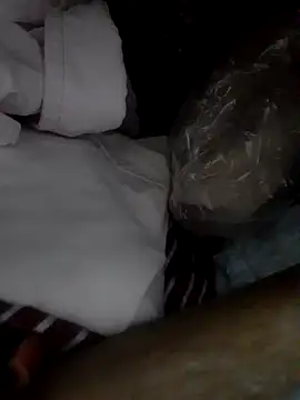 Snapshot of Flaqki chatting on 09-29-25, 08:14 Flaqki online show from 09-29-25, 08:14