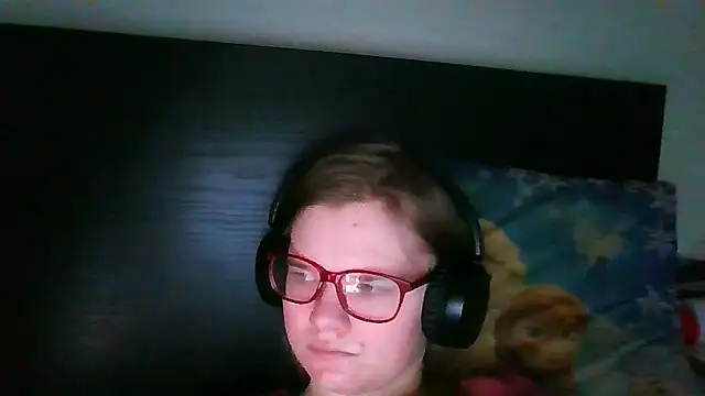 Moonolighta online show from 11-08-25, 01:25