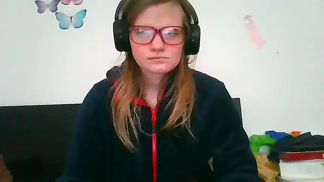 Moonolighta online show from 03-08-26, 01:25