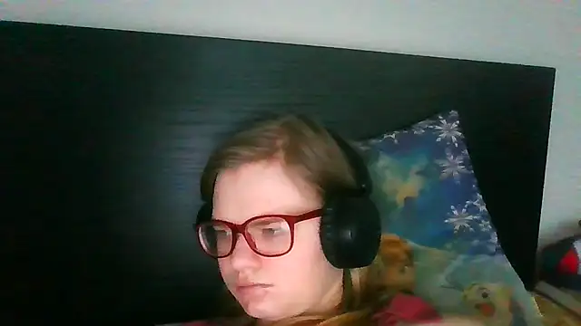 Moonolighta online show from 11-04-25, 10:30