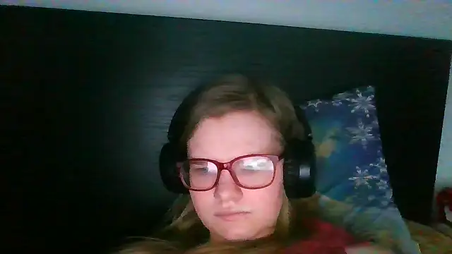 Moonolighta online show from 11-05-25, 07:55