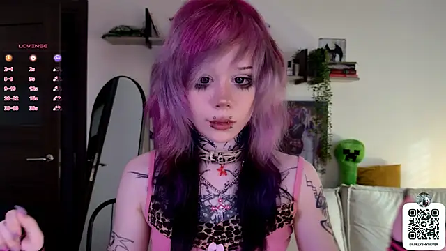 Lollyshy online show from 09-11-25, 01:11