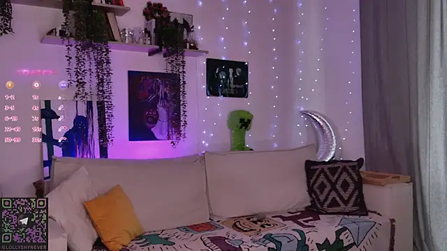 Snapshot of Lollyshy chatting on 02-20-26, 08:27 Lollyshy online show from 02-20-26, 08:27