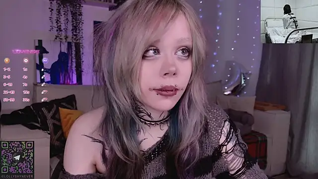 Snapshot of Lollyshy chatting on 02-28-26, 08:36 Lollyshy online show from 02-28-26, 08:36