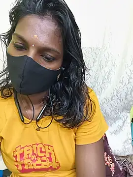 Snapshot of Honey_rosetamil chatting on 05-28-26, 05:37 Honey rosetamil online show from 05-28-26, 05:37