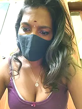 Honey rosetamil online show from 02-17-26, 12:19