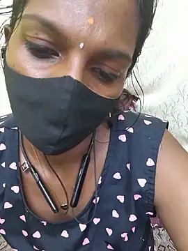 Snapshot of Honey_rosetamil chatting on 05-30-26, 06:31 Honey rosetamil online show from 05-30-26, 06:31
