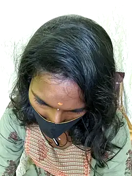Snapshot of Honey_rosetamil chatting on 06-01-26, 01:55 Honey rosetamil online show from 06-01-26, 01:55