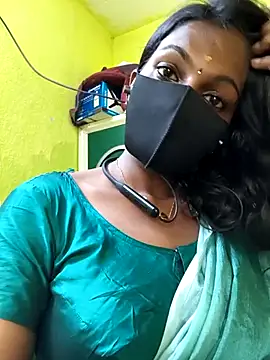 Snapshot of Honey_rosetamil chatting on 06-19-26, 05:57 Honey rosetamil online show from 06-19-26, 05:57