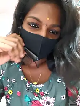 Snapshot of Honey_rosetamil chatting on 05-20-26, 02:25 Honey rosetamil online show from 05-20-26, 02:25