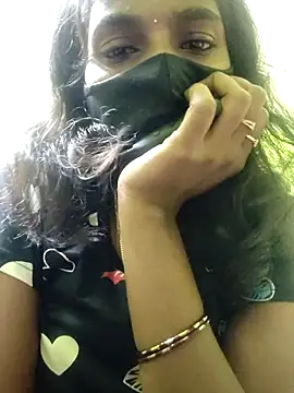 Snapshot of Honey_rosetamil chatting on 10-12-25, 06:42 Honey rosetamil online show from 10-12-25, 06:42
