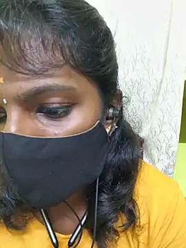 Snapshot of Honey_rosetamil chatting on 05-27-26, 05:31 Honey rosetamil online show from 05-27-26, 05:31