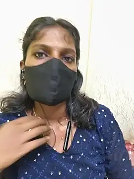 Snapshot of Honey_rosetamil chatting on 05-15-26, 06:50 Honey rosetamil online show from 05-15-26, 06:50