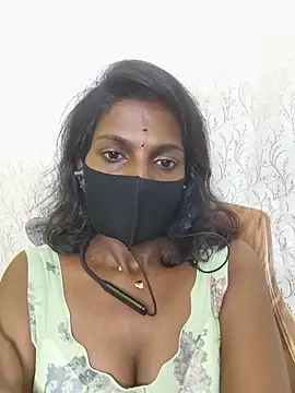 Snapshot of Honey_rosetamil chatting on 06-26-26, 06:03 Honey rosetamil online show from 06-26-26, 06:03
