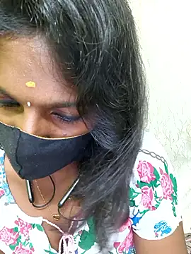 Snapshot of Honey_rosetamil chatting on 05-24-26, 12:16 Honey rosetamil online show from 05-24-26, 12:16