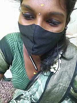 Snapshot of Honey_rosetamil chatting on 05-25-26, 06:50 Honey rosetamil online show from 05-25-26, 06:50