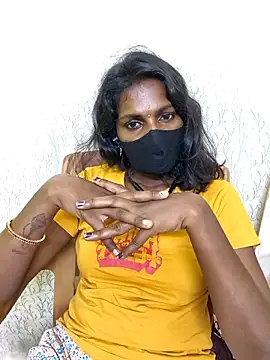 Snapshot of Honey_rosetamil chatting on 06-02-26, 10:43 Honey rosetamil online show from 06-02-26, 10:43