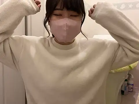 Snapshot of sora_033 chatting on 10-12-25, 03:57 sora 033 online show from 10-12-25, 03:57