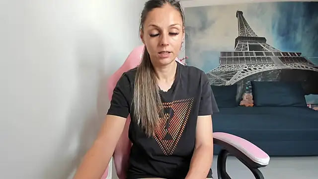 RheaEtthan online show from 04-10-26, 10:33