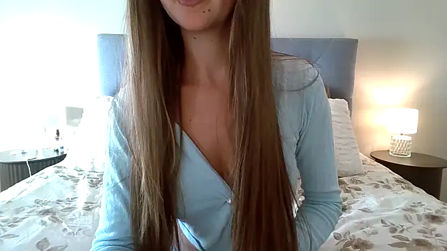 Snapshot of TaylorWest62 chatting on 10-01-25, 02:21 TaylorWest62 online show from 10-01-25, 02:21