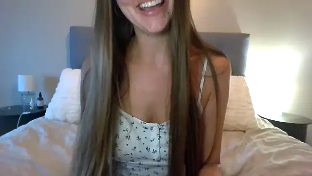 Snapshot of TaylorWest62 chatting on 09-20-25, 03:39 TaylorWest62 online show from 09-20-25, 03:39