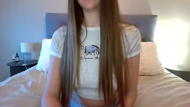 Snapshot of TaylorWest62 chatting on 01-11-26, 01:40 TaylorWest62 online show from 01-11-26, 01:40