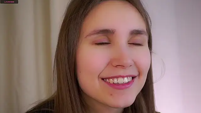 EthalFlowers online show from 12-21-25, 12:57