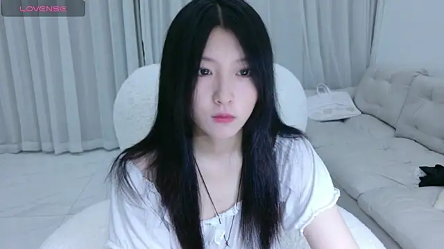 Snapshot of rainybb chatting on 09-27-25, 01:28 rainybb online show from 09-27-25, 01:28