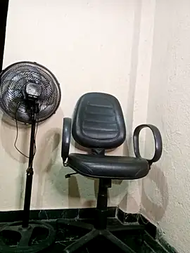 indiazinhabella27 online show from 10-01-25, 04:39