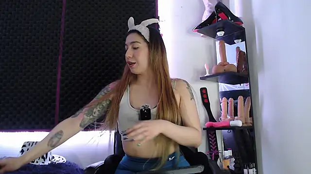 karlamoon23 online show from 09-19-25, 01:31