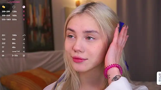 LilianBenskin online show from 12-01-25, 05:19