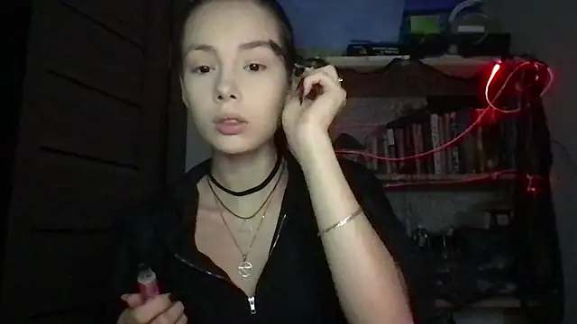 Yuna5343 online show from 10-31-25, 07:21