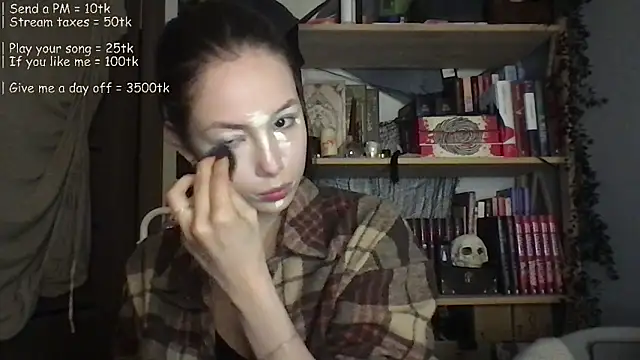 Yuna5343 online show from 05-13-26, 07:43