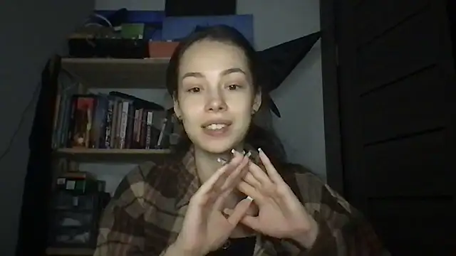 Yuna5343 online show from 11-16-25, 08:24