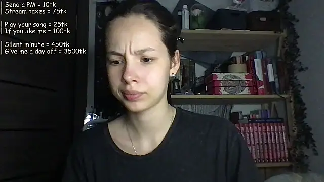 Yuna5343 online show from 06-06-26, 07:19