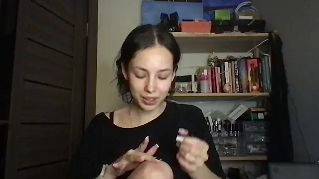 Yuna5343 online show from 11-03-25, 08:56